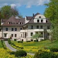 hideauts hotels Der Rosengarten，位于福森的酒店
