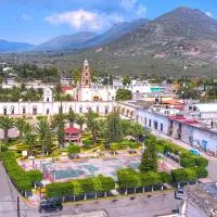 Hotel Boutique Otomi cerca de Tolantongo,位于Cardonal的酒店