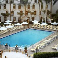 开罗海峡酒店&俱乐部，位于开罗开罗国际机场 - CAI附近的酒店