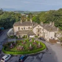 Steeton Hall Hotel & Restaurant,位于Steeton的酒店
