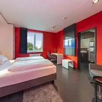 Hotel Athletik Kiel,位于阿尔滕霍尔茨的酒店