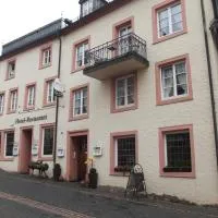Hotel Haus Irsfeld，位于Waxweiler的酒店