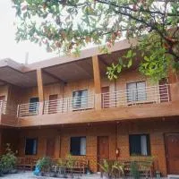 Oslob New Village Lodge by Cocotel，位于奥斯洛布的酒店