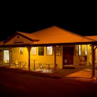 坎纳马拉俱乐部精品酒店，位于坎纳马拉Cunnamulla Airport - CMA附近的酒店