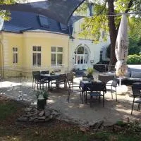 Hotel Wippertal - voll klimatisiert，位于贝恩堡的酒店