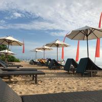 Besakih Beach Hotel，位于沙努尔的酒店