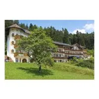 Öko-Landhotel Basler Hof，位于劳特尔巴赫的酒店
