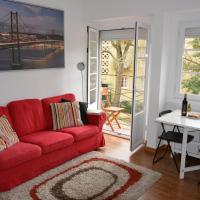 Charming Apartment to feel Lisbon，位于里斯本Campo Grande的酒店