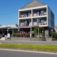 Hotel "Zum Moseltal"，位于梅灵的酒店