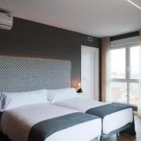 Rener Hotel Los Campones，位于希洪的酒店