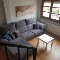Apartamento Castillo de Arguedas，位于阿尔格达斯的酒店