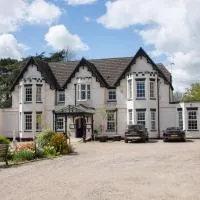The Coach House Suffolk，位于洛斯托夫特的酒店