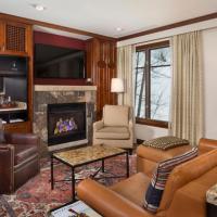The Ritz-Carlton Club, Two-Bedroom Residence 8410, Ski-in & Ski-out Resort in Aspen Highlands，位于阿斯潘阿斯皮特金县机场 - ASE附近的酒店