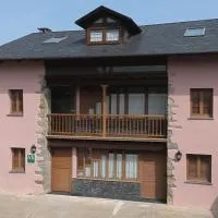 Caxila Apartamentos Rurales - Luarca - Asturias，位于Setienes的酒店