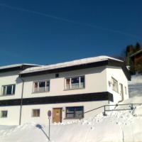 Berg & Skihütte -Schmittenhof，位于拉特恩斯的酒店