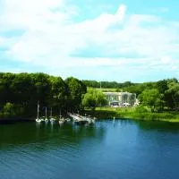 Seehotel Bollmannsruh,位于Päwesin的酒店