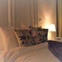 Quiet apartment in Antwerp near parc - B&B InterMezzo - business & leisure，位于安特卫普Deurne的酒店