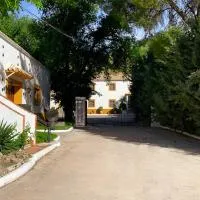 CASA RURAL CORTIJO LAS HUERTAS,位于Huelma的酒店