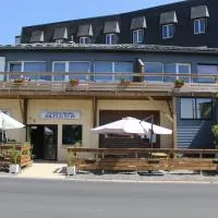 奥博德杜来克酒店,位于拉图多韦尔尼的酒店