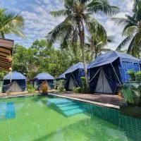 Moonshine Resort Chumphon，位于春蓬的酒店