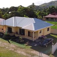 My Ozi Perl Creole Vila，位于普拉兰大安塞区普拉兰岛机场 - PRI附近的酒店