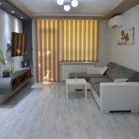 Luxury Apartment near Varna, located in Targovishte，位于特尔戈维什特的酒店