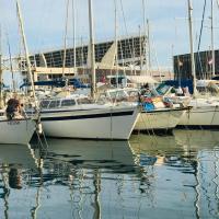 Sleep & Boats Barcelona City，位于巴塞罗那Forum Beach 的酒店