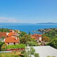 Apartments Kolmanic, sea view, free privat parking，位于伊齐齐的酒店