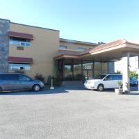 奥伯格机场酒店，位于多瓦尔蒙特利尔皮埃尔埃利奥特特鲁多国际机场 - YUL附近的酒店