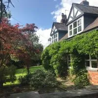 Rylands Farm Guest House，位于威姆斯洛的酒店