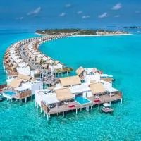 Emerald Maldives Resort & Spa-Deluxe All Inclusive，位于鲁阿环礁的酒店