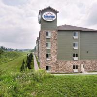 Suburban Studios Triadelphia - Wheeling at The Highlands，位于TriadelphiaWheeling Ohio County Airport - HLG附近的酒店