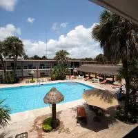 Hotel Plaza Palmas,位于图斯潘罗德里格斯卡诺的酒店