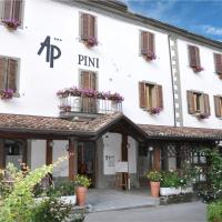 Hotel Pini，位于Corniolo的酒店
