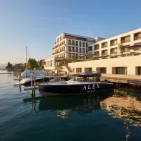 Alex Lake Zürich,位于塔尔维尔的酒店