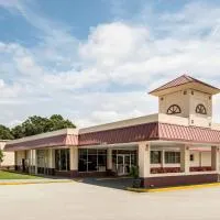 速8加夫尼酒店，位于加夫尼的酒店