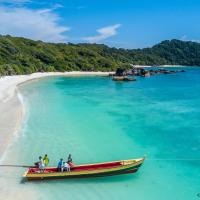 Boulder Bay Eco Resort - Nga Khin Nyo Gyee Island，位于Nga Khin Nyo Gyee Island的酒店