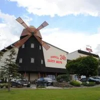 波利奇奴兹罗提曼酒店，位于Polichno的酒店