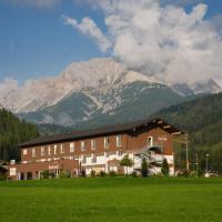 Fairhotel Hochfilzen B&B，位于霍赫菲尔岑的酒店