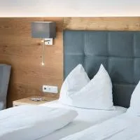 Hotel Plankenhof B&B，位于Pill的酒店