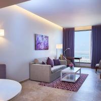 Mercure Dubai Barsha Heights Hotel Suites And Apartments，位于迪拜特考姆的酒店