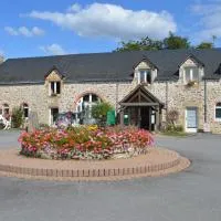 Logis Hôtel Restaurant Relais Du Gué De Selle,位于埃夫龙的酒店