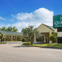 Quality Inn & Suites near Lake Eufaula，位于尤福拉的酒店