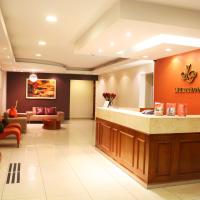 HOTEL Javier Prado Inn，位于利马La Molina的酒店