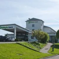 卢塞恩-诺伊恩基希智选假日酒店，位于罗滕堡的酒店