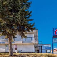 Motel 6-Fort St. John, BC，位于圣约翰堡圣约翰堡机场 - YXJ附近的酒店