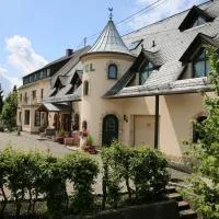 Landhotel Villa Moritz garni,位于Oberahr的酒店