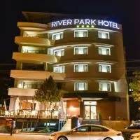 Hotel River Park，位于克卢日-纳波卡的酒店