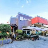 RedDoorz Plus near Robinsons Place Gensan，位于桑托斯将军城的酒店