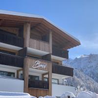 Hotel Garni Broi - Charme & Relax，位于塞尔瓦迪加尔代纳山谷的酒店